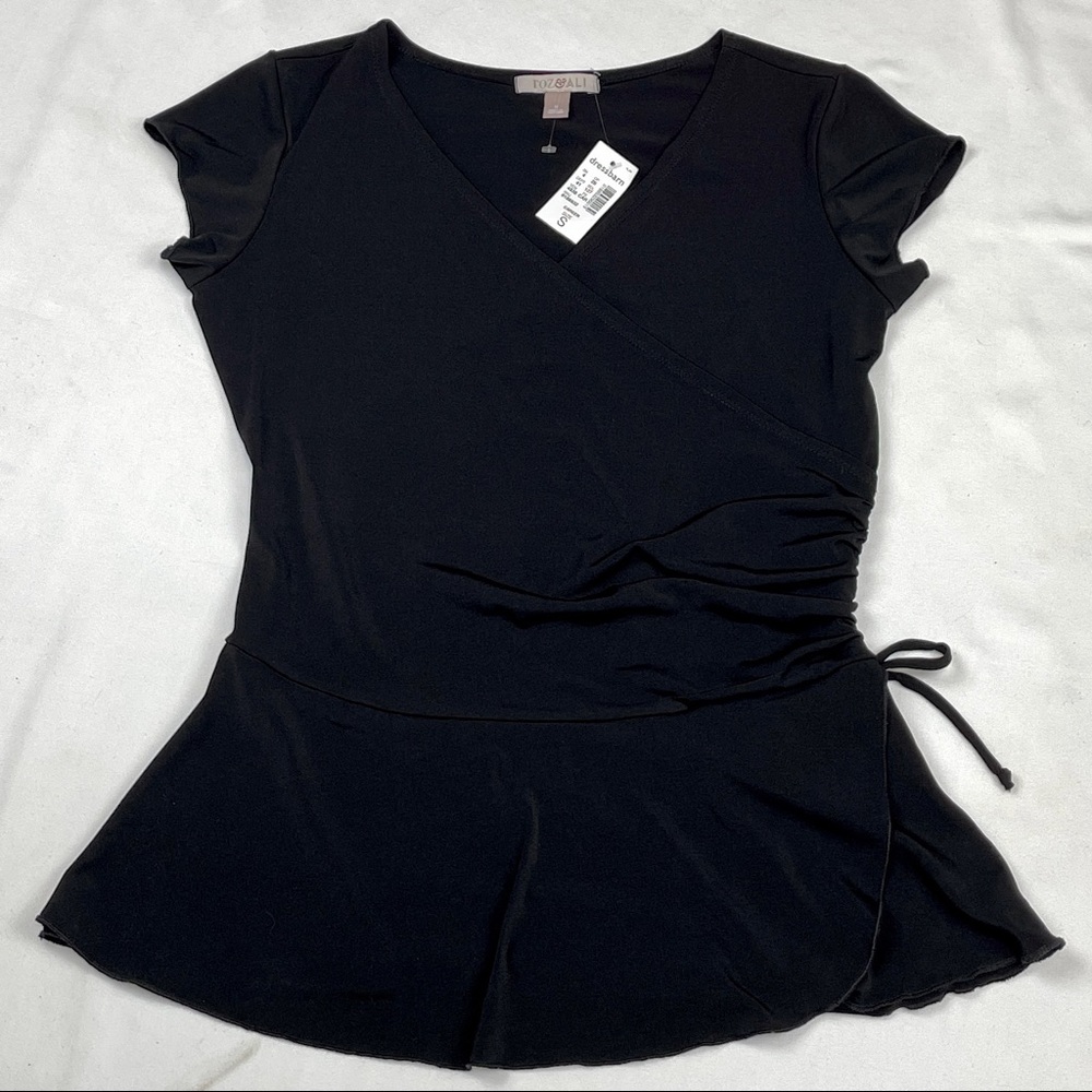 NWT Roz & Ali faux wrap top with side shirring, cap sleeves and peplum - Picture 4 of 8